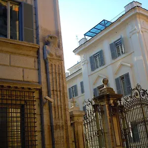 Via Giulia Apartament Rzym